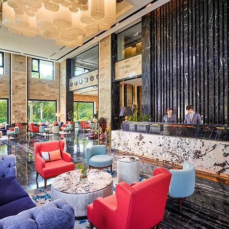 Ravatel Luxury Hotel Bac Giang Buitenkant foto