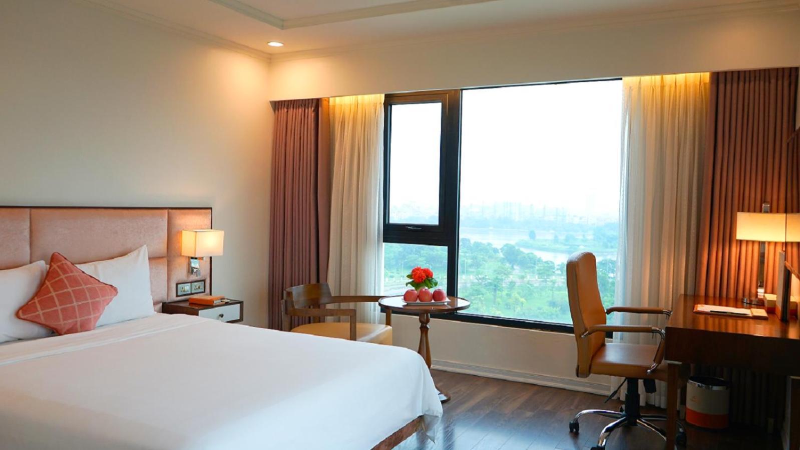Ravatel Luxury Hotel Bac Giang Buitenkant foto